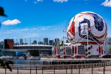 Los estadios canadienses: el techo retráctil de Vancouver y la polémica de Toronto