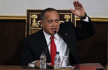 Oficialismo venezolano rechaza devolver frecuencia a la televisora RCTV