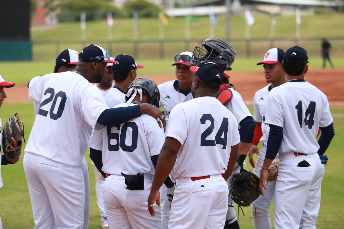 Panamá dominó a Colombia y sigue invicta en béisbol