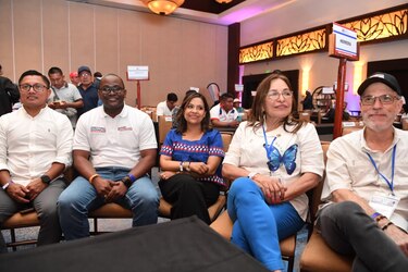 Balbina, Buchanan, Fábrega, Arquesio y Espinoza triunfan en las elecciones al CEN del PRD