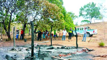 Incendios arrasan con dos viviendas en la región de Azuero