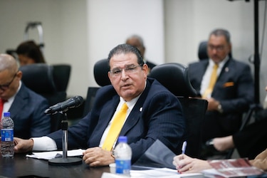 Familiares en el poder: el debate por el nombramiento del hermano del presidente Mulino