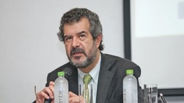 Con ‘el cierre de un medio pierde toda la sociedad’