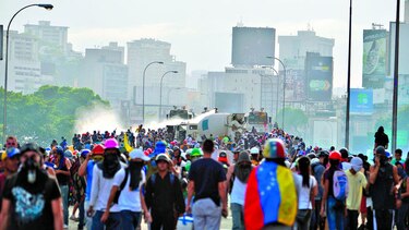 Manifestantes exigen libertad de expresión