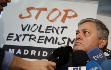 Padre de López confía en presión internacional a Venezuela para liberarlo