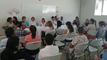 Padres de familia solicitan ampliar oferta educativa de plantel chitreano