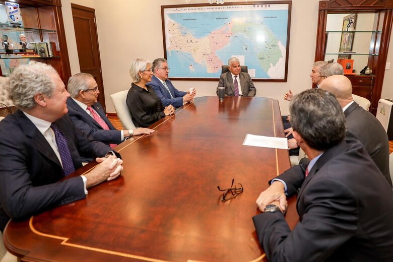 Mulino pone fecha a Naturgy y ENSA para mejorar servicio eléctrico: seis meses