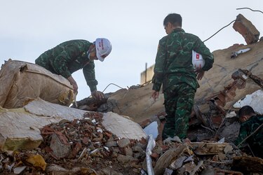 Sube a 1,943 la cifra de muertos y a 10,571 los heridos por doble terremoto en Venezuela