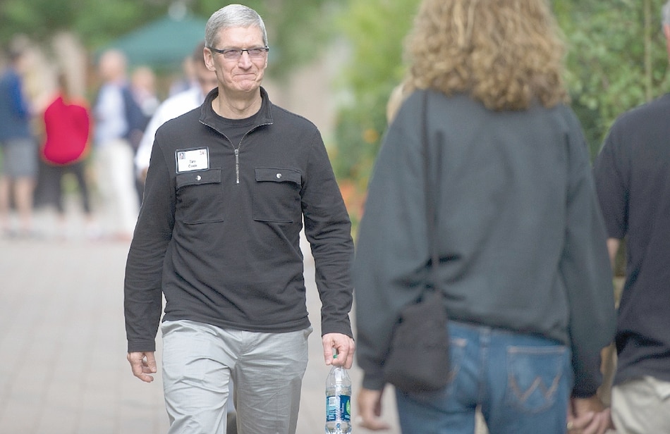 Salario de Tim Cook superó los 98 millones de dólares