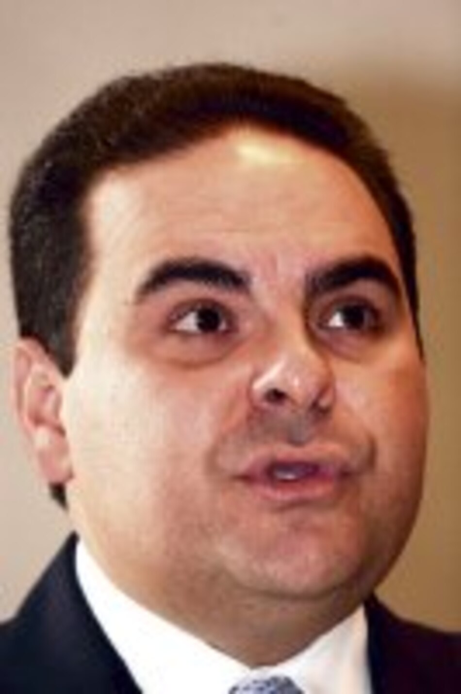 Presidente Saca viaja a Egipto