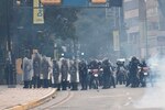 Con protestas, venezolanos han expresado su rechazo a la reelección de Maduro; así ha transcurrido la jornada