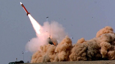 Por qué la promesa de Trump de enviar más armas a Ucrania supone un importante avance para Kyiv en su guerra con Rusia