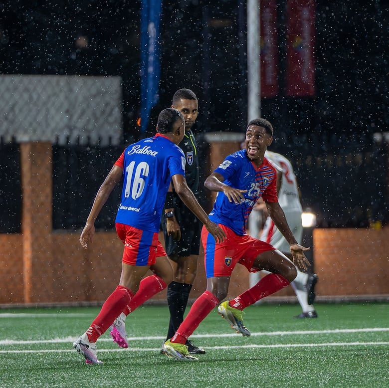 De descartado a sin permiso: Dely Valdés lamenta que Kevin Walder se pierda la gira a Colombia