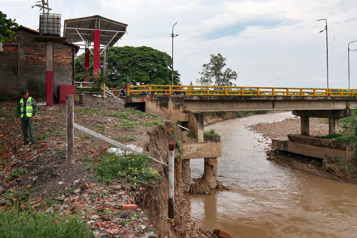 Venezuela informa sobre el cierre total de puente fronterizo con Colombia durante 15 días