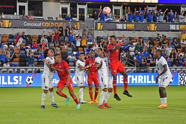 Panamá saborea un amargo empate ante El Salvador