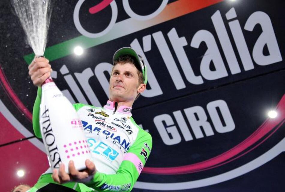 Battaglin gana cuarta etapa del Giro y Paolini sigue de líder