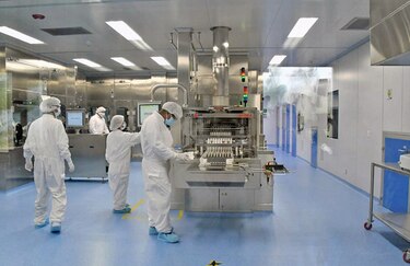 La OMS da luz verde a primera vacuna anticovid elaborada en Latinoamérica