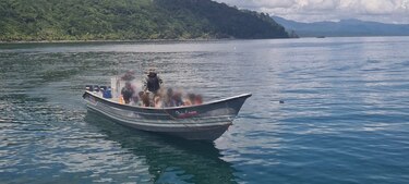Agentes del Senafront rescatan en Guna Yala a 51 migrantes que eran transportados por ‘coyotes’