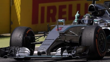 Nico Rosberg supera a Lewis Hamilton y gana el Gran Premio de España