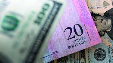 Se suspende venta de divisas