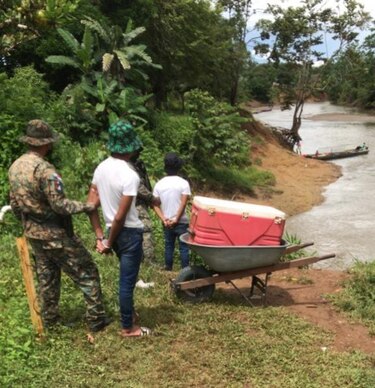 Dos personas quedan detenidas en caso de robo a migrantes haitianos