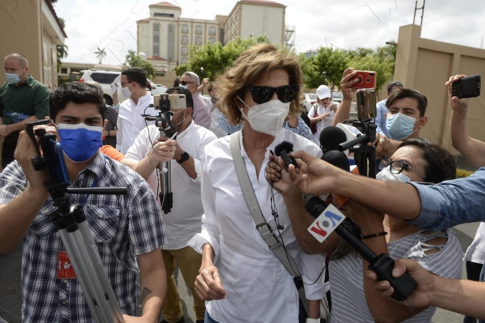 ‘Es una incriminación injusta’, dijo la dirigente opositora Cristiana Chamorro a su salida del Ministerio Público