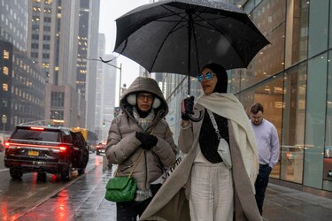Emiten aviso de tormenta severa en Nueva York, con posibles tornados e inundaciones
