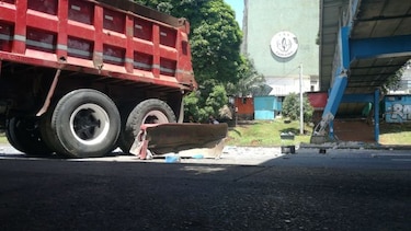 Termina el apuntalamiento del puente peatonal del Complejo Hospitalario