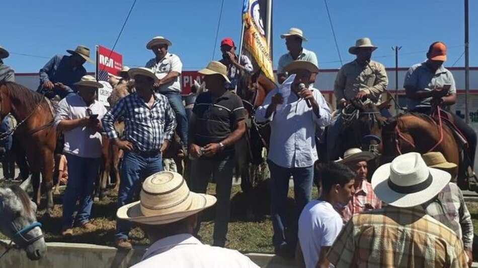 Ganaderos santeños piden respuestas al gobierno