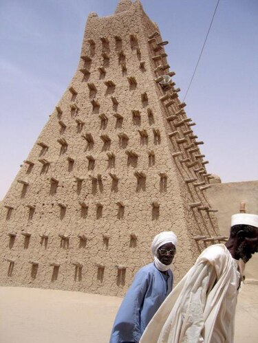La Unesco llama a impedir la destrucción de los mausoleos de Tombuctú