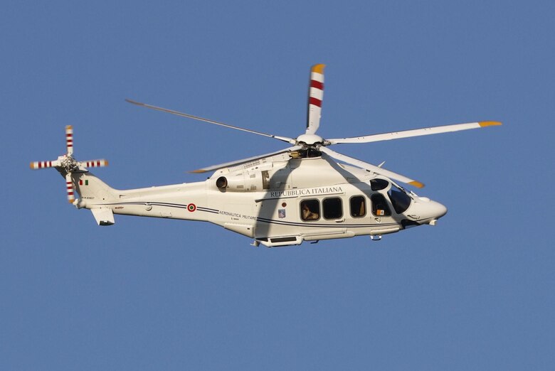 El papa León XIV advierte sobre los algoritmos de las redes sociales: ‘Nos dicen a quién debemos amar y qué pensar’