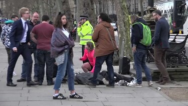 Atentado en Londres deja cinco muertos y 40 heridos; sospechan de islamismo radical