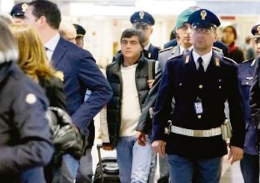 Un triángulo de corrupción: Investigan nexos de Valter Lavítola con Odebrecht