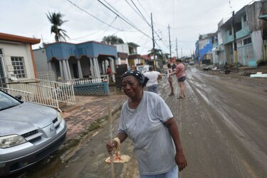 70 mil personas en Puerto Rico son evacuadas por falla de una represa tras el huracán María
