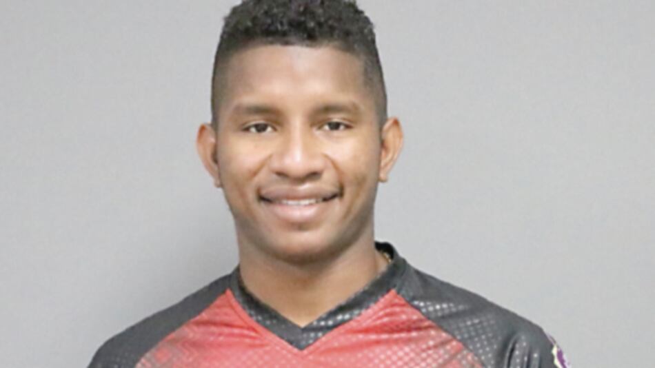 El defensor panameño Fidel Escobar firma con el Alcorcón