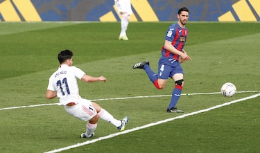 Real Madrid sigue en carrera por LaLiga tras vencer al Eibar