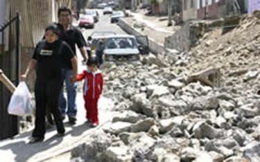 Cientos claman por agua y alimentos en Tocopilla