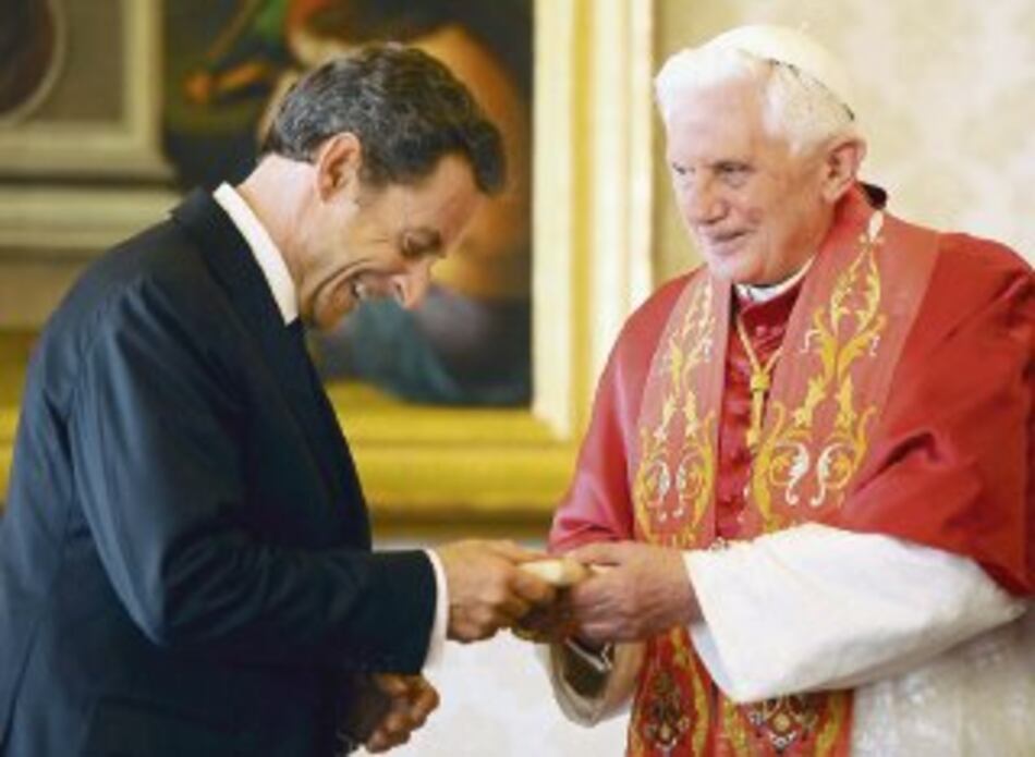 Sarkozy visita el Vaticano