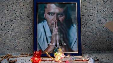 Qué se sabe y qué no sobre los motivos del asesinato de Charlie Kirk