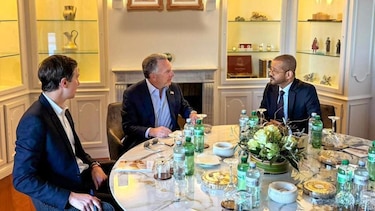 ¿Por qué generan desconfianza las conversaciones de paz entre Estados Unidos e Irán? Análisis de la BBC