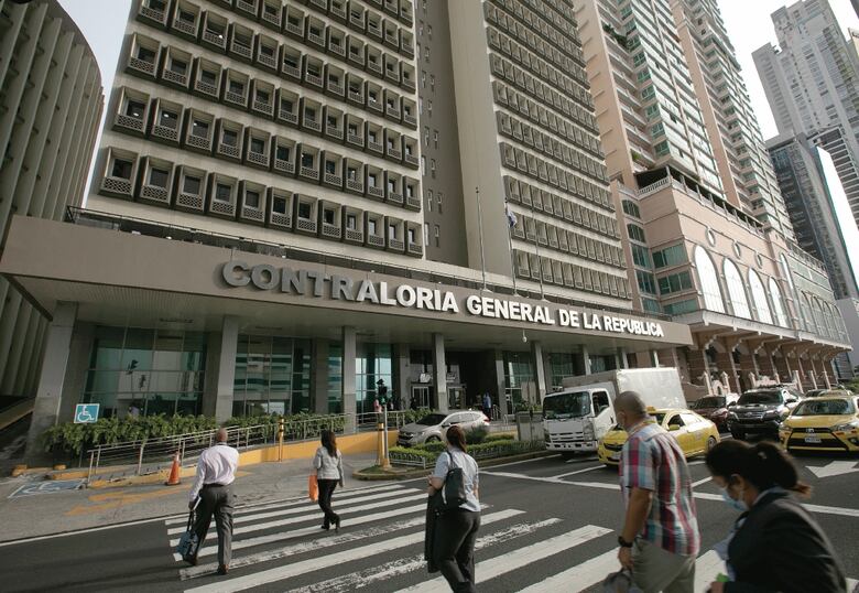 Reacción: Duras críticas a la rectora de la Unachi