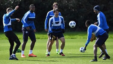 Sevilla sale a sellar su pase en casa del Leicester