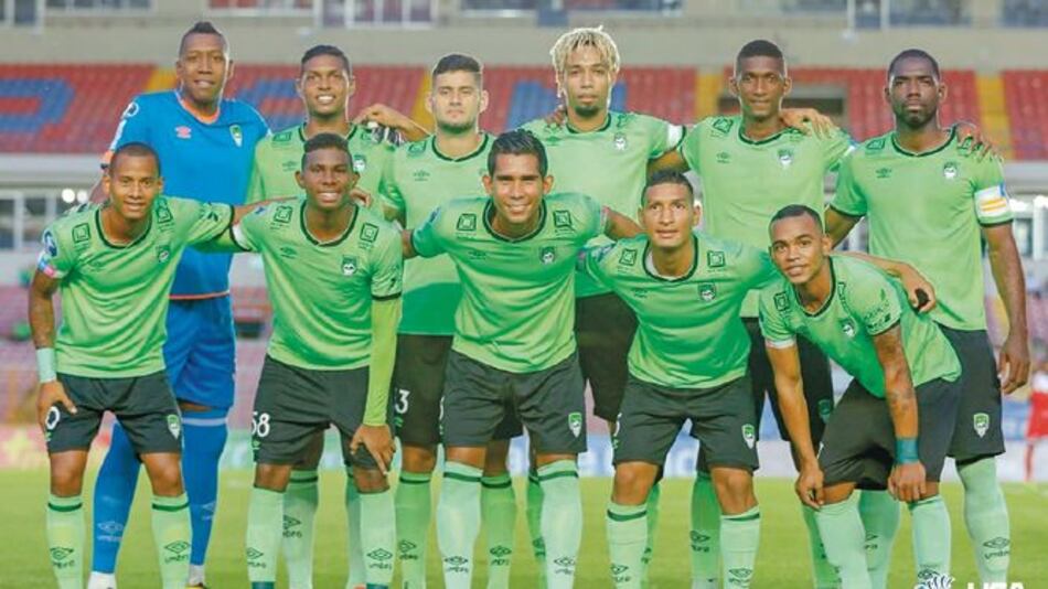 Costa del Este defiende liderato