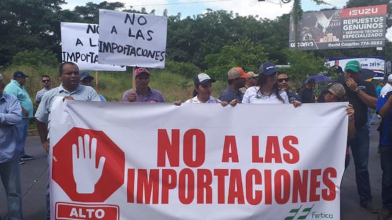 Tras cinco horas de cierre, productores reabren vías