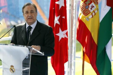 Presidente del Madrid denuncia una ‘campaña contra el fútbol español’