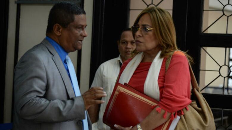 Magistrado juez y forenses acudieron al hospital para conocer el estado de Martinelli