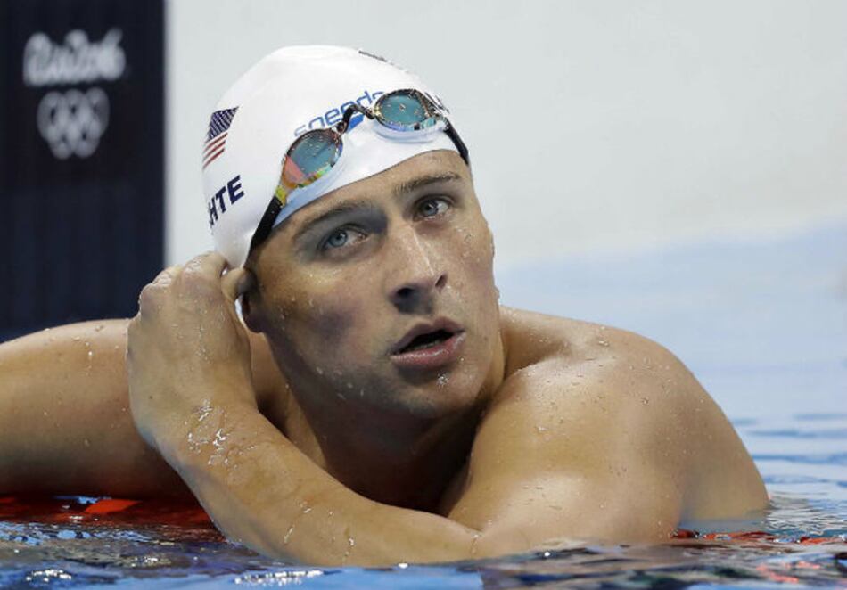 Ryan Lochte y otros tres nadadores sufren asalto