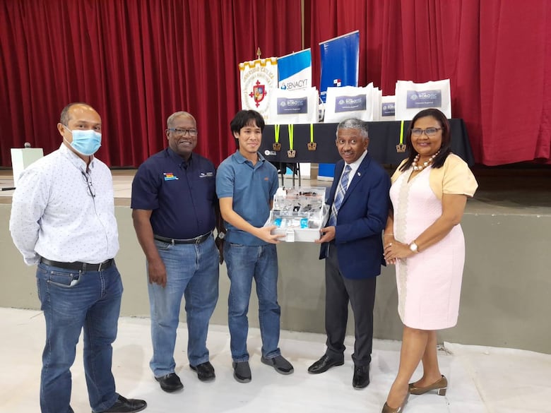 Semiconductor nanométrico con sello de Panamá: avance de un ingeniero de la UTP