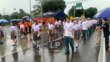 Con desfiles, Panamá celebra la patria después de dos años de restricciones por la pandemia