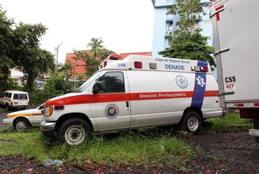 Dos consorcios interesados en alquiler de ambulancias
